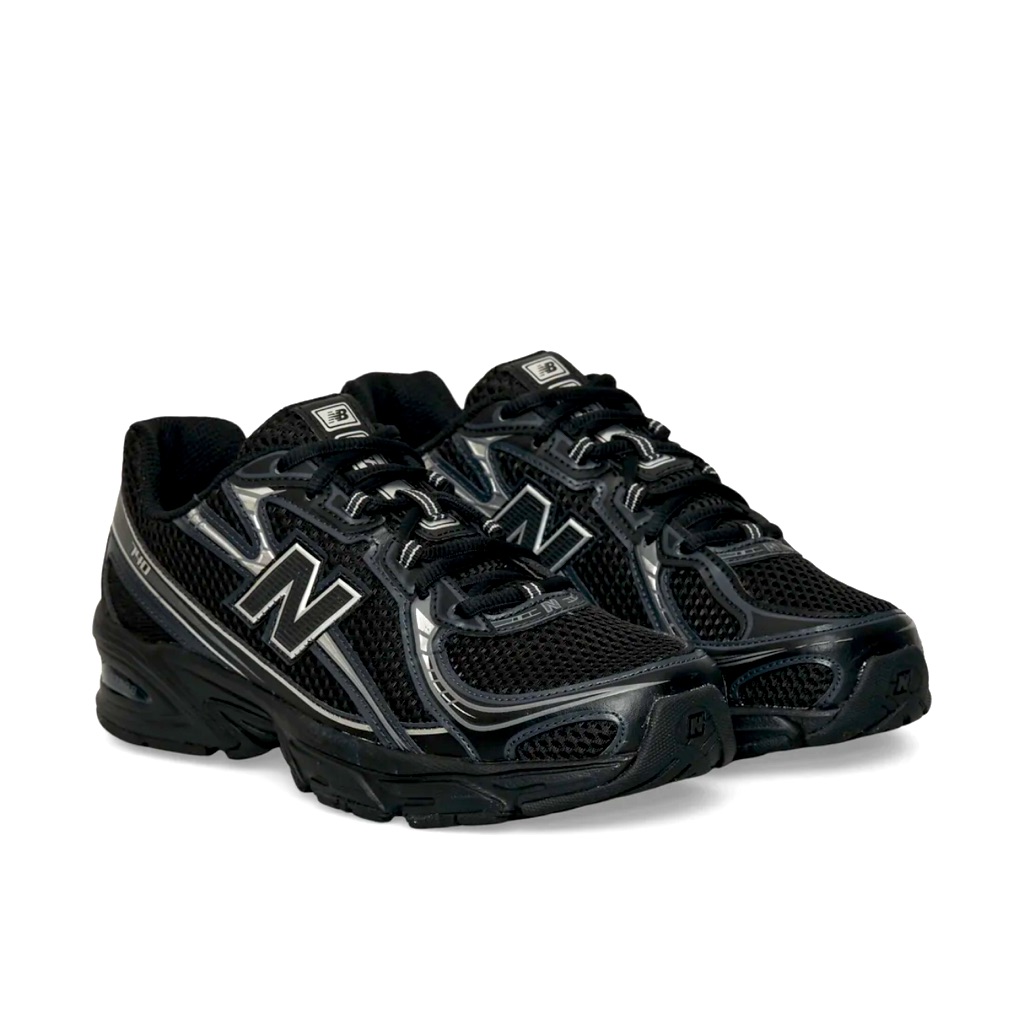 New Balance 740 Black Silver